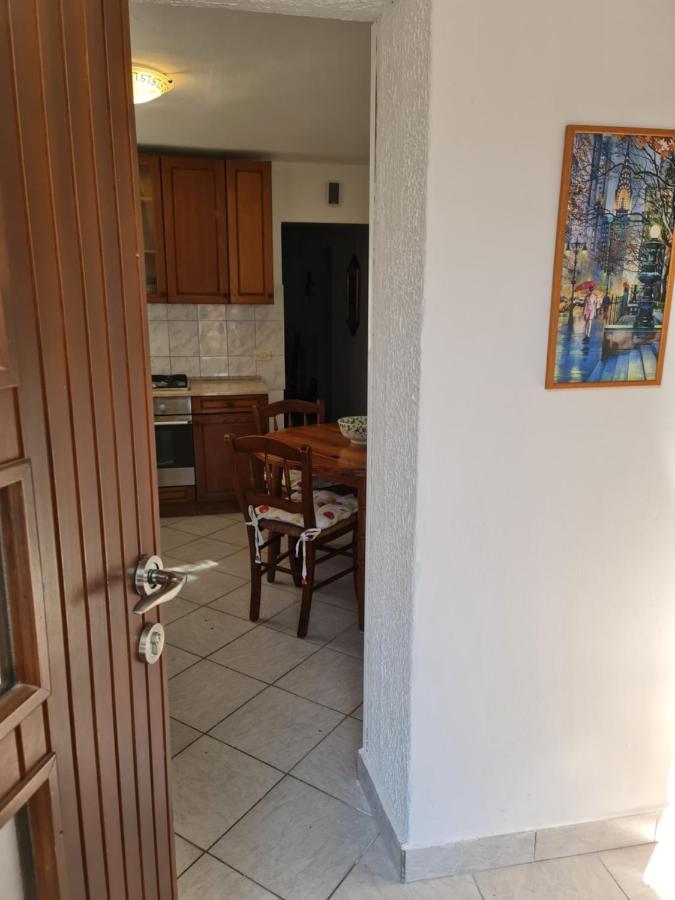 Апартаменти Apartma Pina Ізола Екстер'єр фото